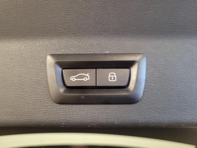 Photo of 2024 Skyscraper Gray Metallic BMW X3