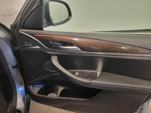 Photo of 2024 Skyscraper Gray Metallic BMW X3