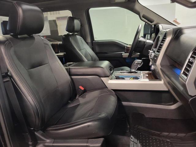 Photo of 2015 Tuxedo Black Metallic Ford F-150