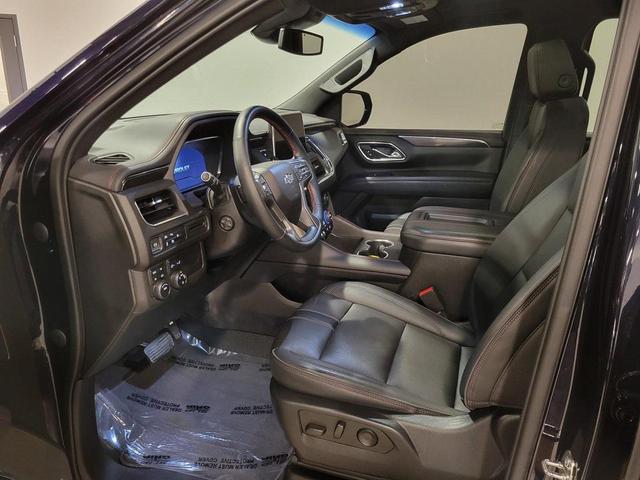 Photo of 2023 Midnight Blue Metallic Chevrolet Suburban