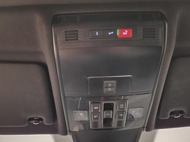 Photo of 2024 Atlantic Blue Metallic Volkswagen Tiguan