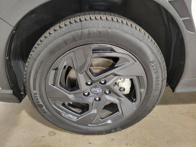 Photo of 2024 Crystal White Pearl Subaru Crosstrek