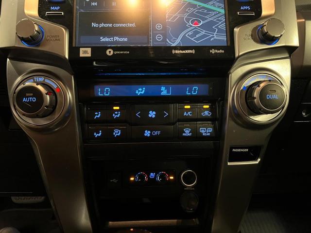 Photo of 2022 Blizzard Pearl Toyota 4Runner