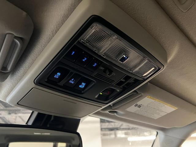 Photo of 2022 Blizzard Pearl Toyota 4Runner