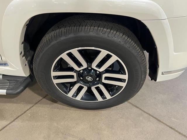 Photo of 2022 Blizzard Pearl Toyota 4Runner