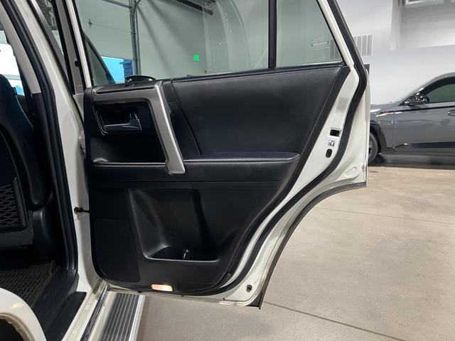 Photo of 2022 Blizzard Pearl Toyota 4Runner