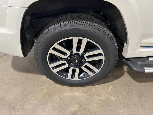 Photo of 2022 Blizzard Pearl Toyota 4Runner