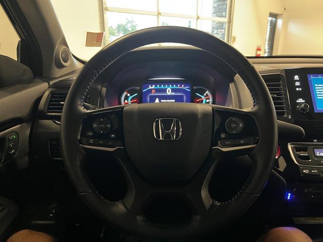 Photo of 2021 Crystal Black Pearl Honda Pilot