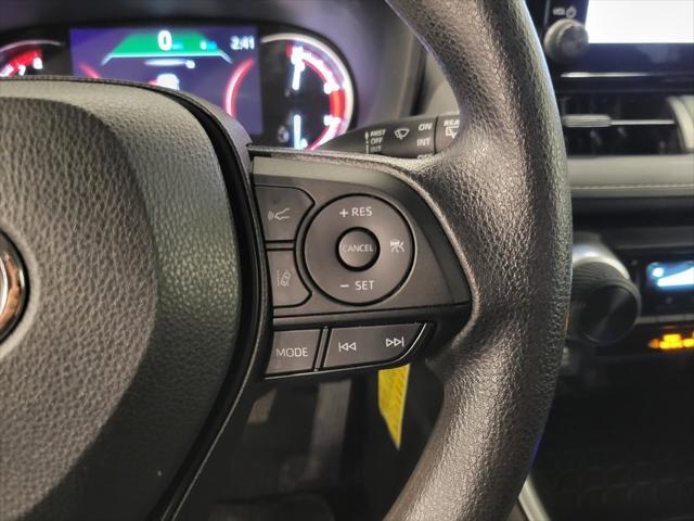 Photo of 2023 Ice Cap Toyota RAV4