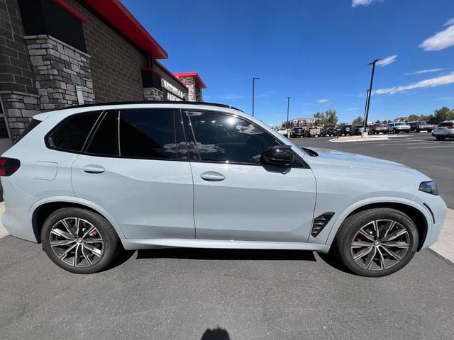 Photo of 2025 Brooklyn Grey Metallic BMW X5