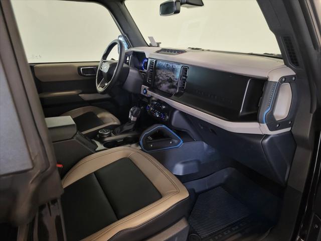 Photo of 2022 Shadow Black Ford Bronco