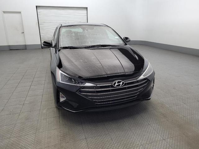 Photo of 2019 Phantom Black Hyundai ELANTRA