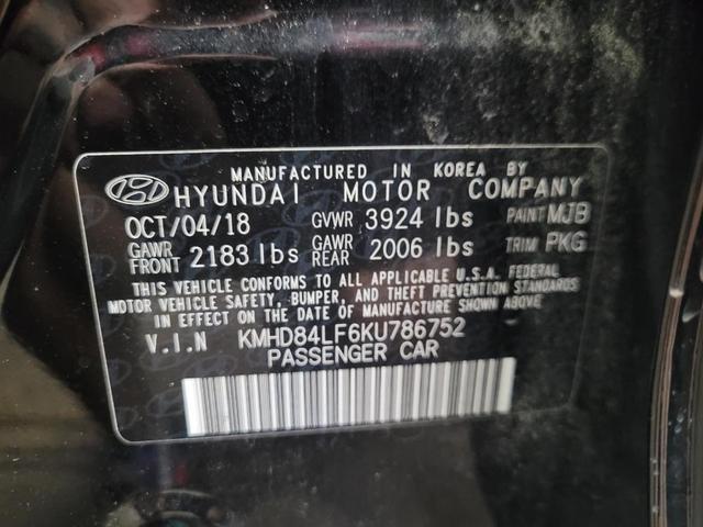 Photo of 2019 Phantom Black Hyundai ELANTRA