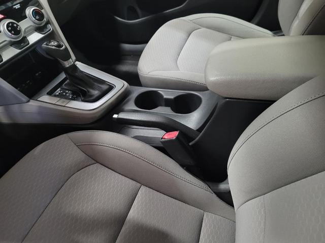 Photo of 2019 Phantom Black Hyundai ELANTRA