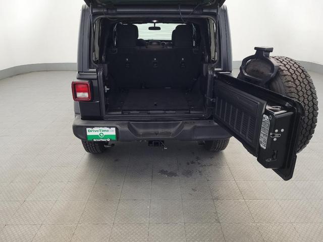 Photo of 2018 Black Clearcoat Jeep Wrangler Unlimited