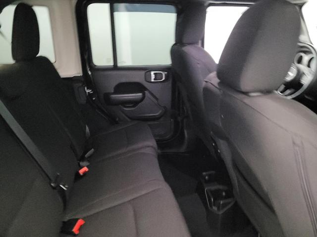 Photo of 2018 Black Clearcoat Jeep Wrangler Unlimited