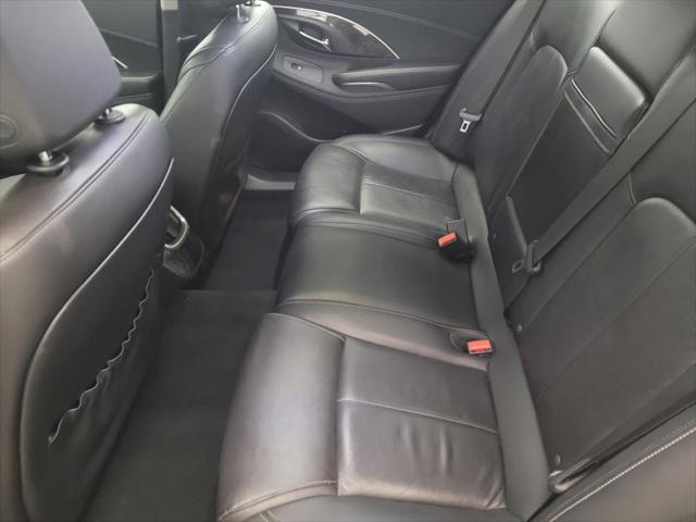 Photo of 2014 Quicksilver Metallic Buick LaCrosse