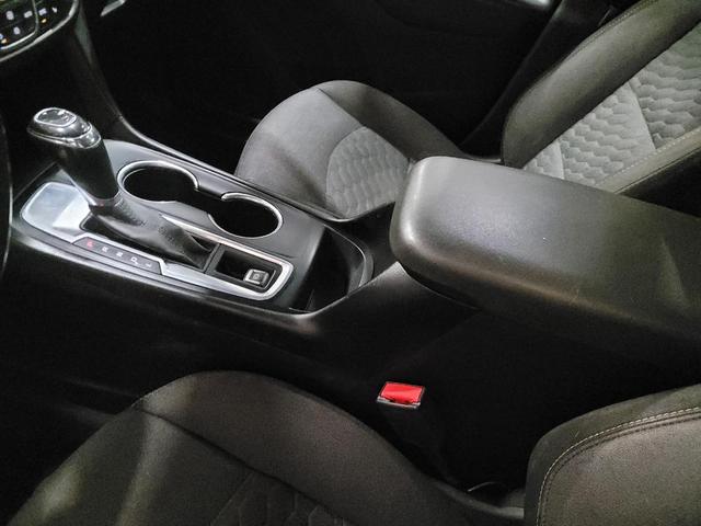 Photo of 2019 Silver Ice Metallic Chevrolet Equinox