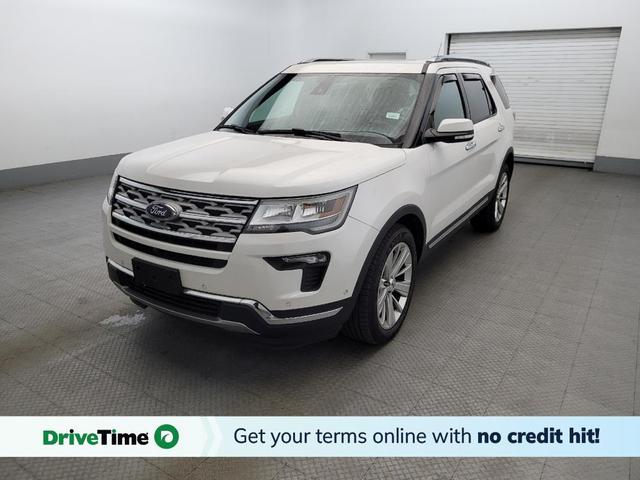 Photo of 2018 White Platinum Metallic Tri-Coat Ford Explorer