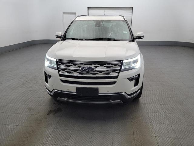 Photo of 2018 White Platinum Metallic Tri-Coat Ford Explorer