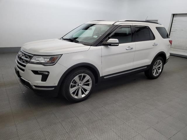 Photo of 2018 White Platinum Metallic Tri-Coat Ford Explorer