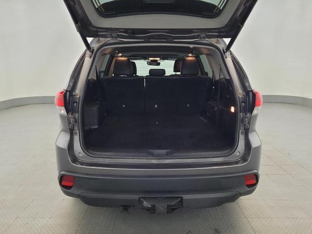 Photo of 2018 Predawn Gray Mica Toyota Highlander