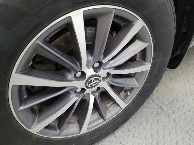 Photo of 2018 Predawn Gray Mica Toyota Highlander