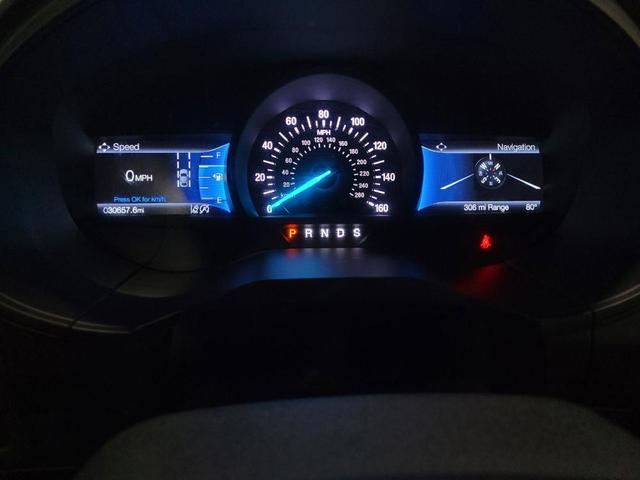 Photo of 2024 Agate Black Metallic Ford Edge