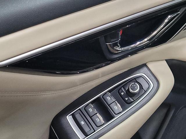 Photo of 2020 Crystal Black Silica Subaru Legacy