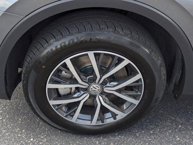 Photo of 2020 Platinum Gray Metallic Volkswagen Tiguan