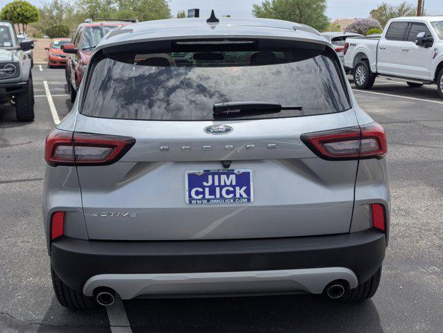 Photo of 2023 ICONIC SILVER MET Ford Escape
