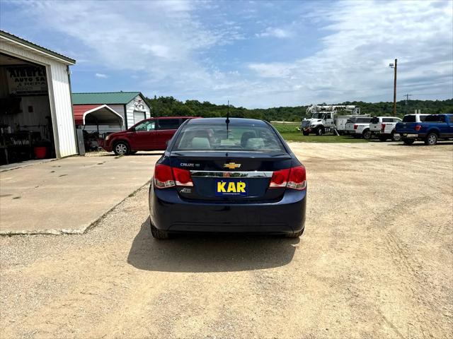Photo of 2011 Blue Chevrolet Cruze