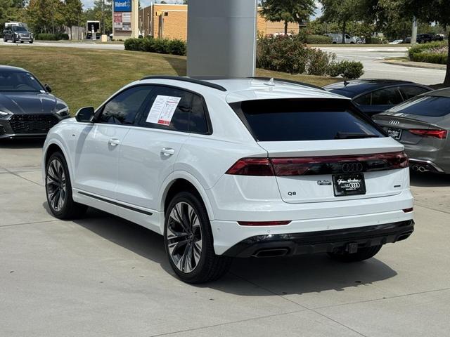 Photo of 2025 Glacier White Metallic Audi Q8