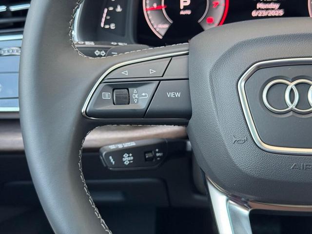 Photo of 2025 Glacier White Metallic Audi Q8