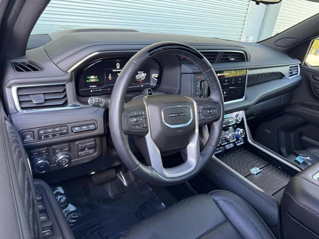 Photo of 2024 Onyx Black GMC Yukon
