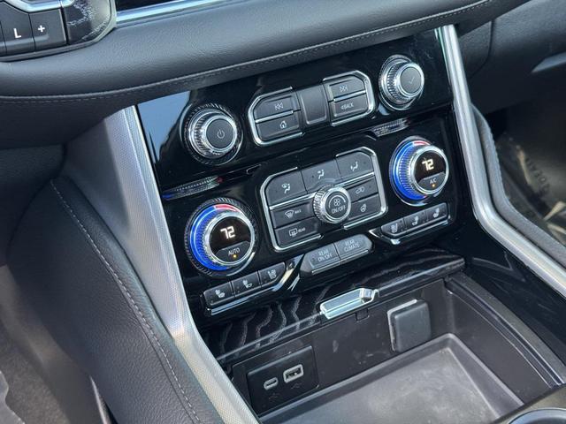Photo of 2024 Onyx Black GMC Yukon