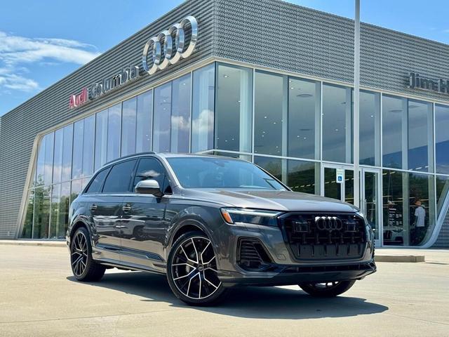 Photo of 2025 Samurai Gray Audi Q7