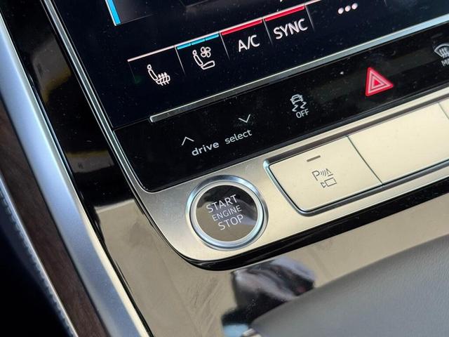 Photo of 2025 Daytona Gray Pearl Effect Audi Q8