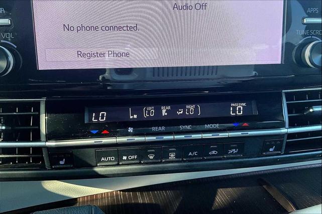 Photo of 2024 Predawn Gray Mica Toyota Sienna