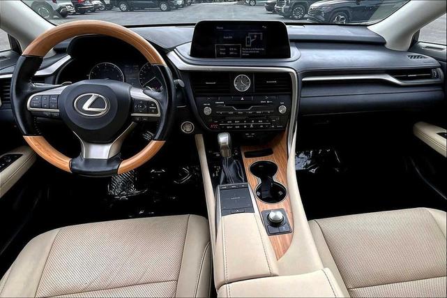 Photo of 2021 Moonbeam Beige Metallic Lexus RX 350L