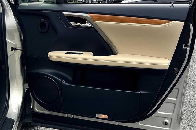 Photo of 2021 Moonbeam Beige Metallic Lexus RX 350L