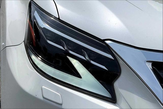 Photo of 2021 Starfire Pearl Lexus GX 460