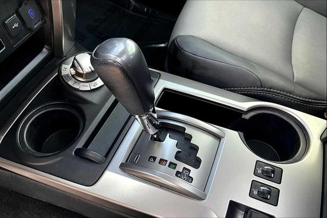 Photo of 2021 Super White Toyota 4Runner