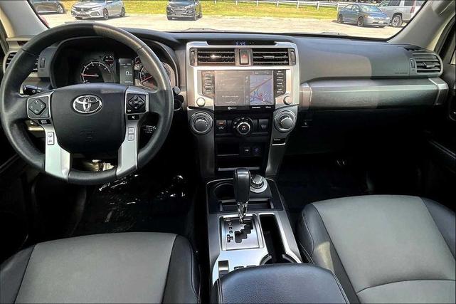 Photo of 2021 Super White Toyota 4Runner