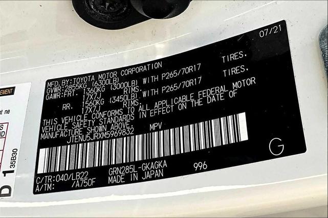 Photo of 2021 Super White Toyota 4Runner