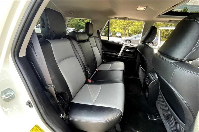 Photo of 2021 Super White Toyota 4Runner