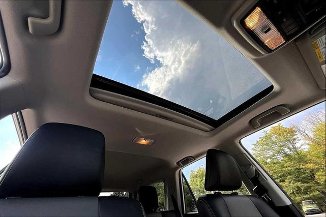 Photo of 2021 Super White Toyota 4Runner