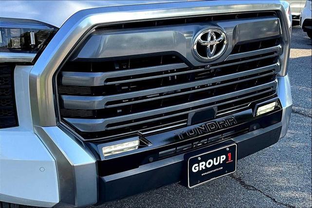 Photo of 2023 Wind Chill Pearl Toyota Tundra