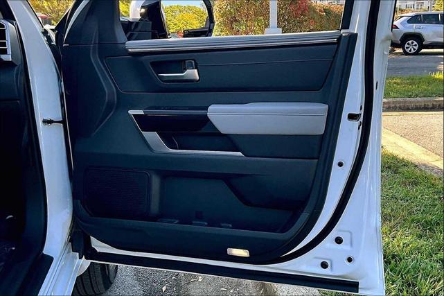 Photo of 2023 Wind Chill Pearl Toyota Tundra