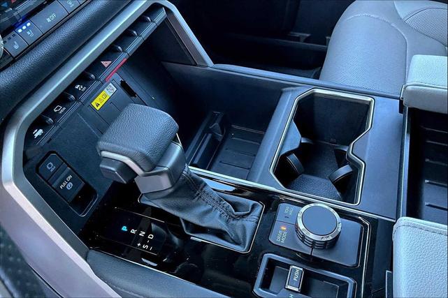 Photo of 2023 Wind Chill Pearl Toyota Tundra